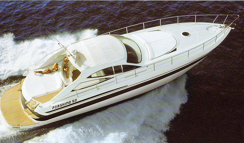 Pershing Yachts 52