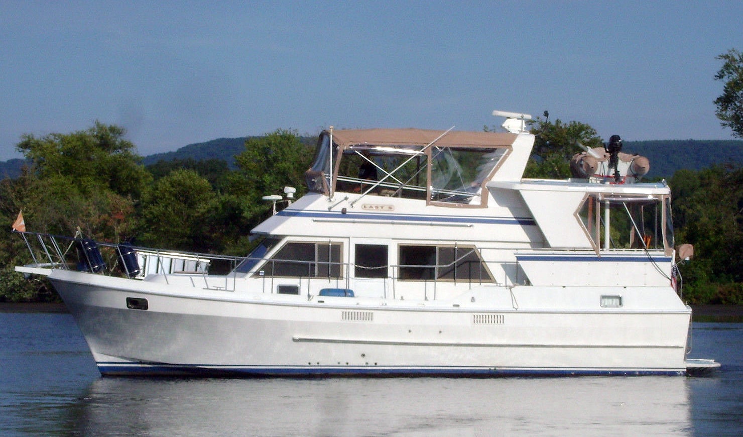 Present Yachts 42 Sundeck