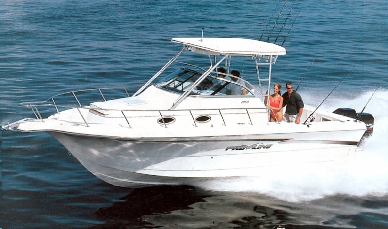 Pro-Line 2950 Mid Cabin