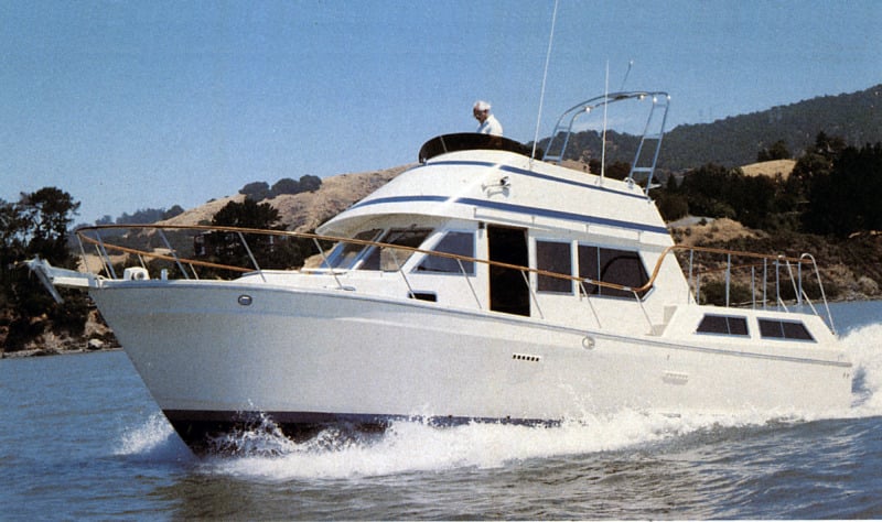 PT Yachts 35 Sundeck