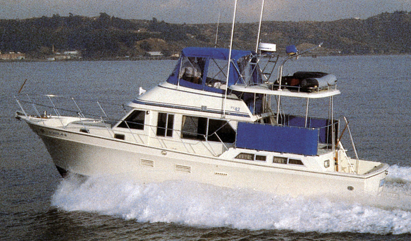 PT Yachts 42 Cockpit MY