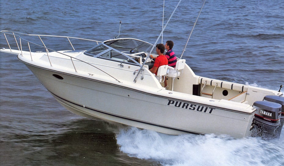 Pursuit Yachts 2650 Cuddy Cabin