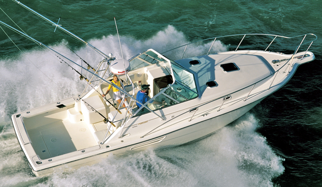 Pursuit Yachts 3000 Express