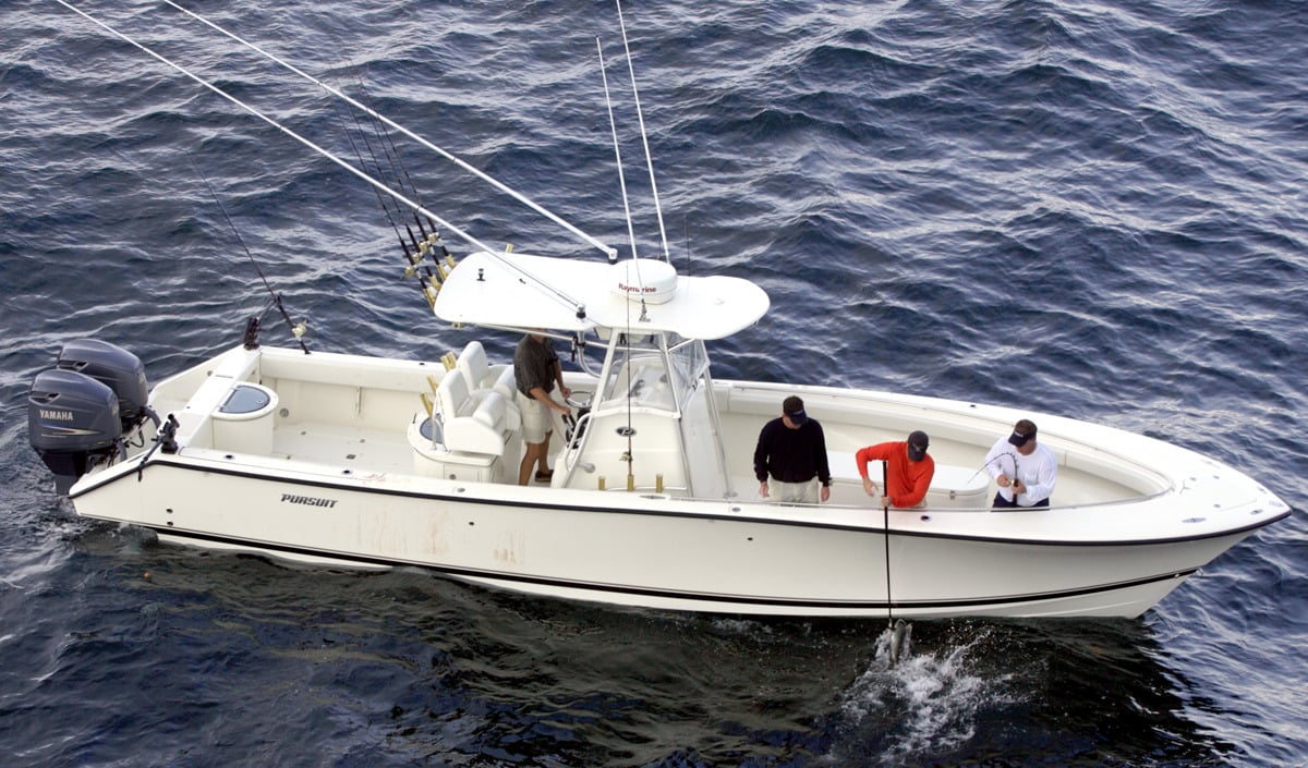 Pursuit Yachts 3480 Center Console; C 340