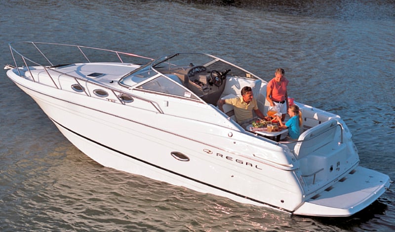 Regal Yachts 2660-2765 Commodore