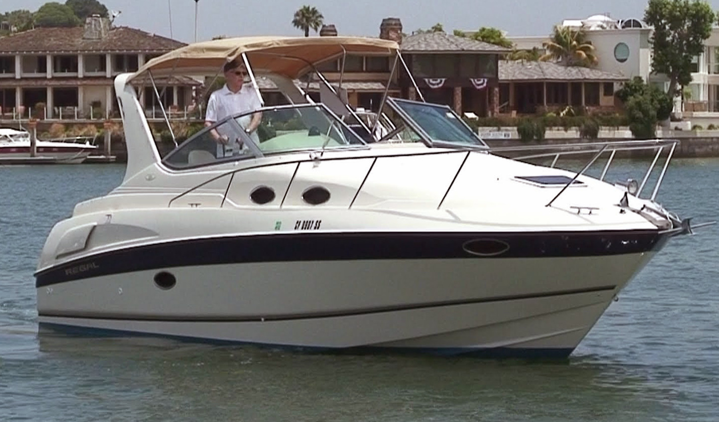 Regal Yachts 292-2960-3060 Commodore