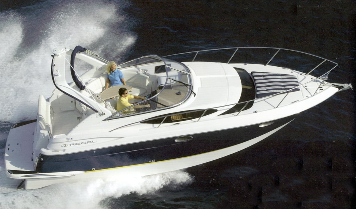 Regal Yachts 3060 Window Express