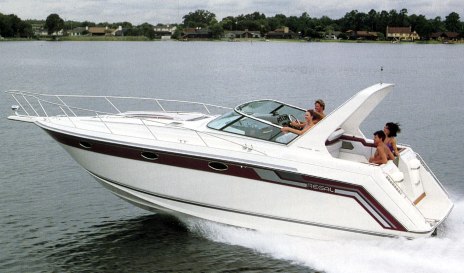 Regal Yachts 320 Commodore