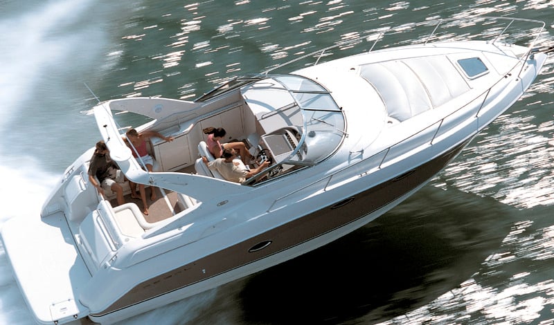 Regal Yachts Ventura 9.8; 322-3260 Commodore