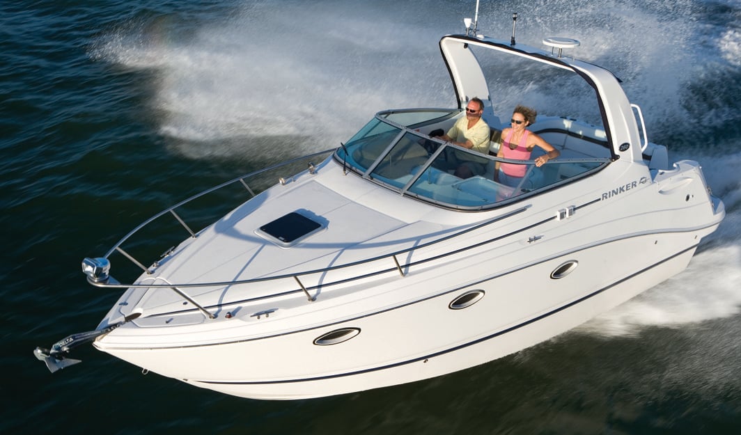 Rinker Yachts 260 Express Cruiser