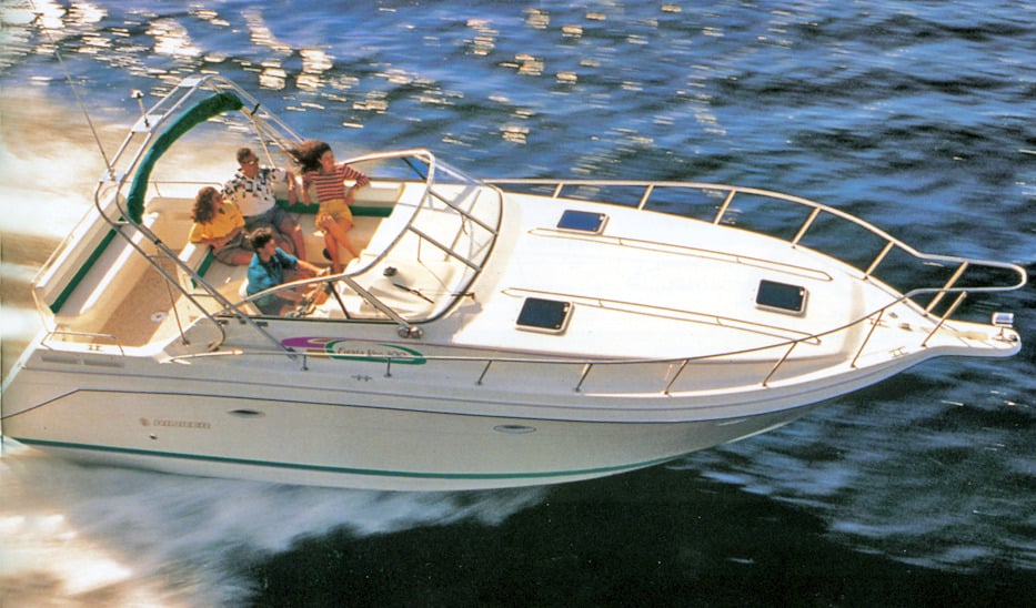 Rinker Yachts 300 Fiesta Vee