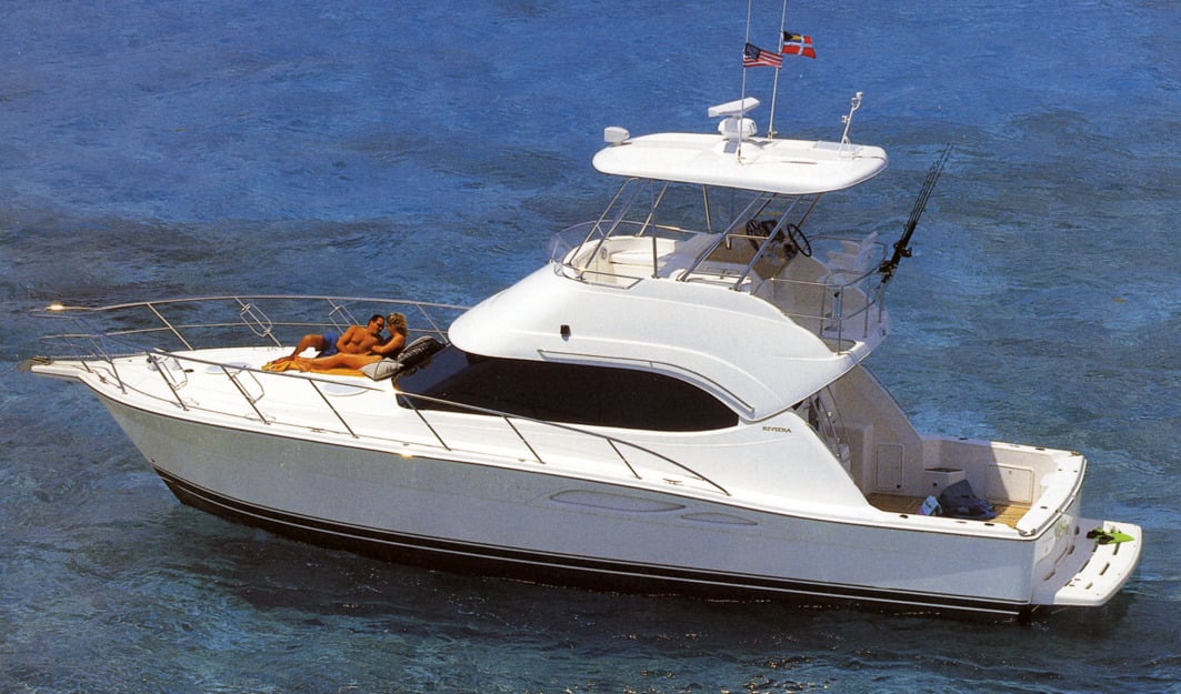 Riviera Yachts 40 Flybridge