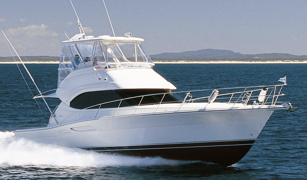 Riviera Yachts 42 Flybridge