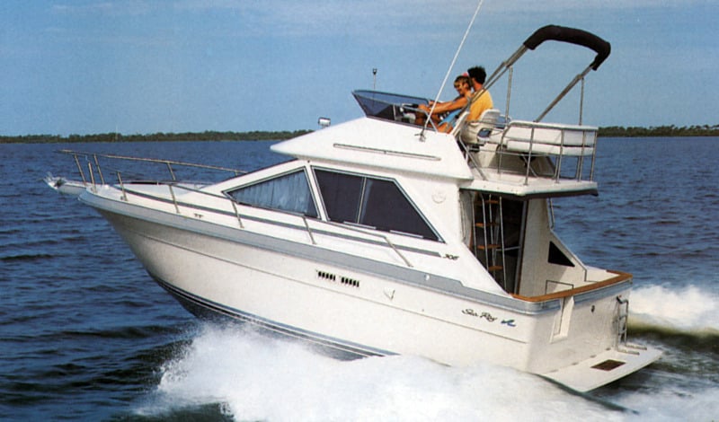 Sea Ray Yachts 305-300 Sedan Bridge