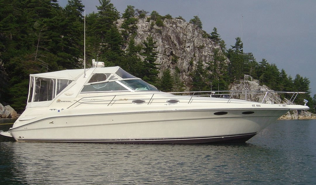 Sea Ray Yachts 330 Sundancer