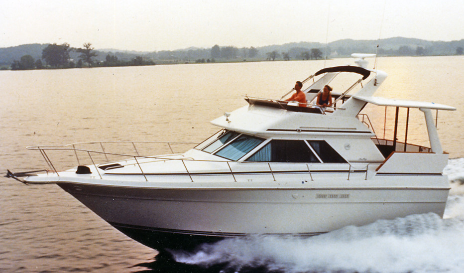 Sea Ray Yachts 380 Aft Cabin
