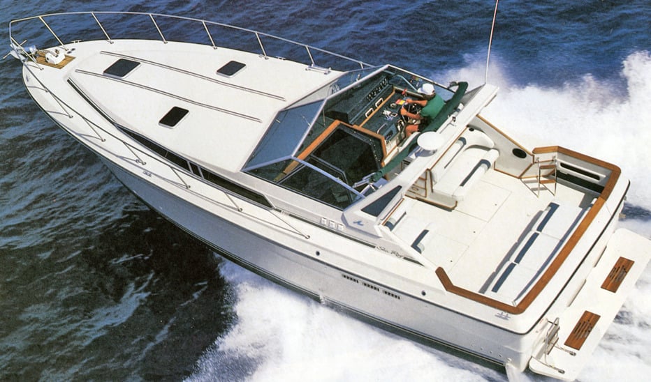 Sea Ray Yachts 390 Express Cruiser