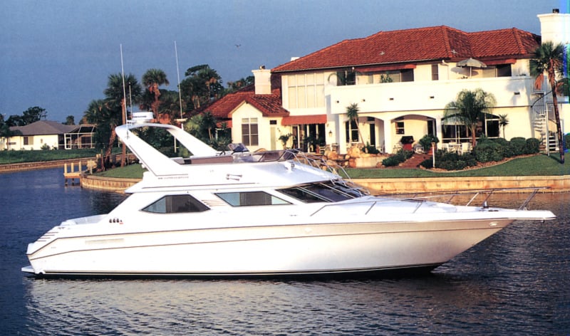 Sea Ray Yachts 440 Express Bridge