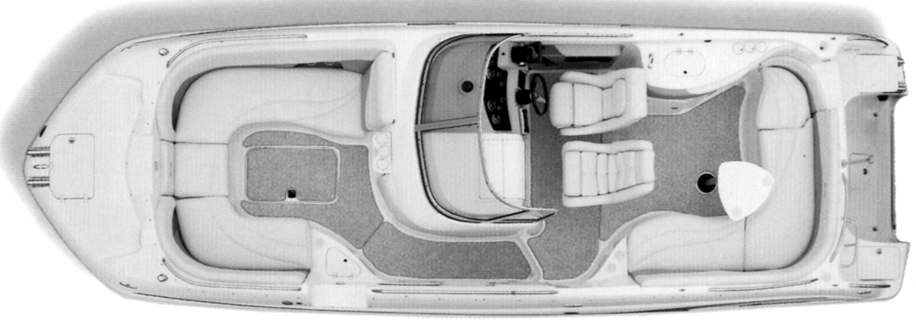 Hurricane Sundeck 260 Outboard floor plan