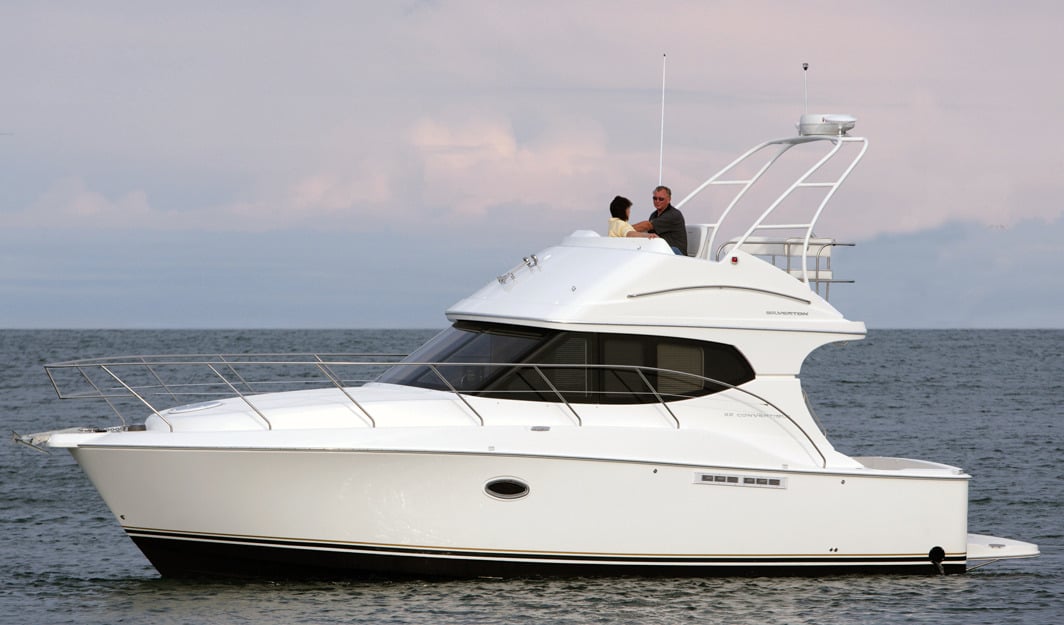 Silverton Yachts 33 Convertible
