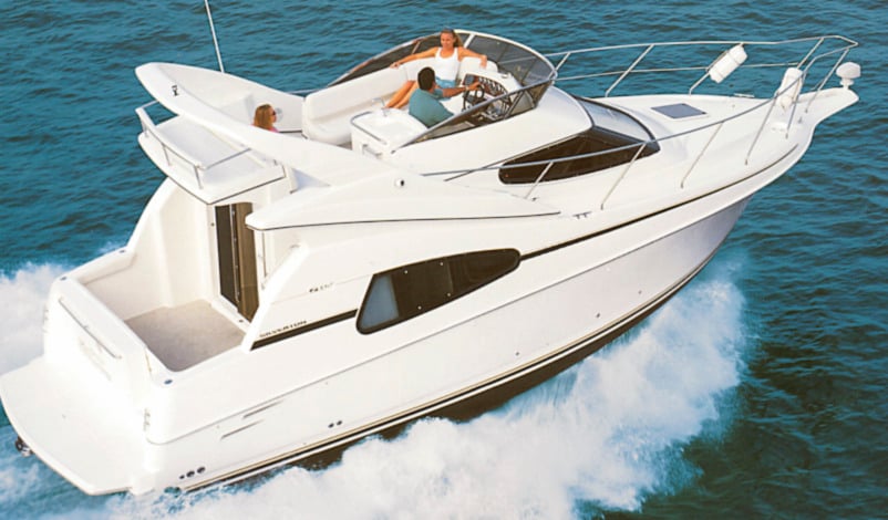 Silverton Yachts 330 Sport Bridge