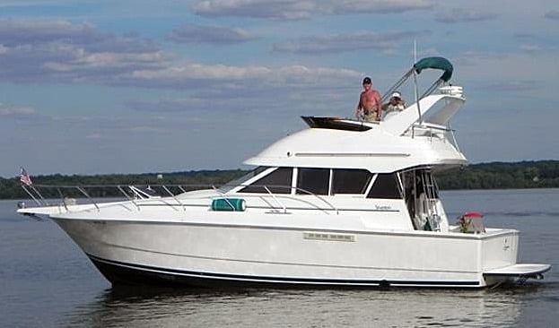 Silverton Yachts 34 Convertible