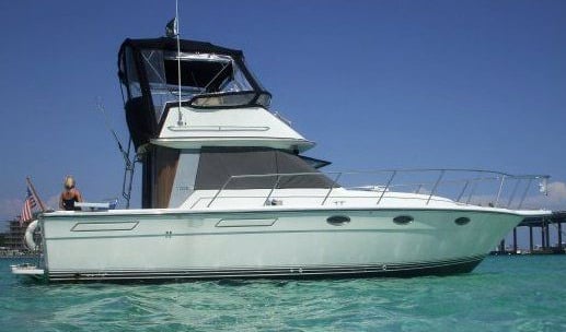Tiara Yachts 3100 Convertible