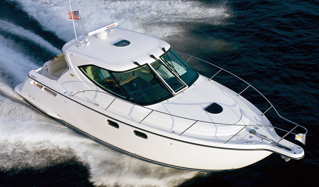 Tiara Yachts 3500 Sovran
