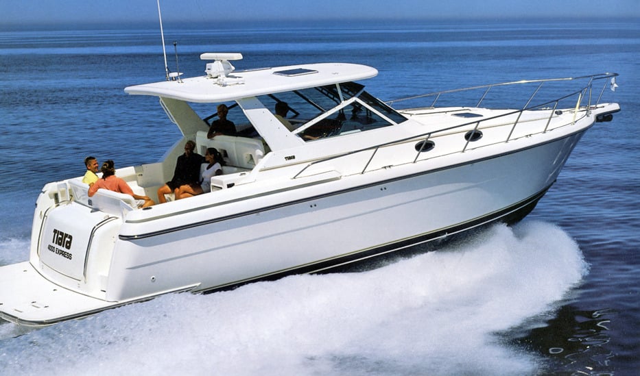 Tiara Yachts 4000 Express
