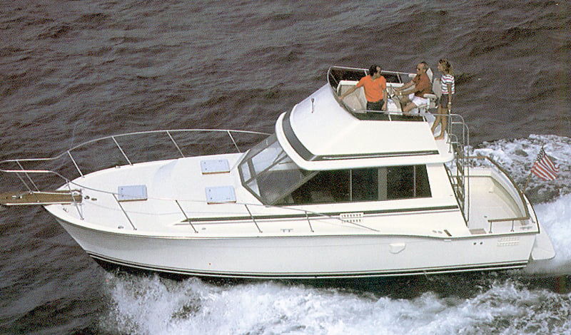 Trojan Yachts 32 Sedan