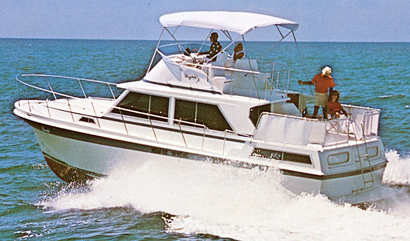 Uniflite 36 Double Cabin