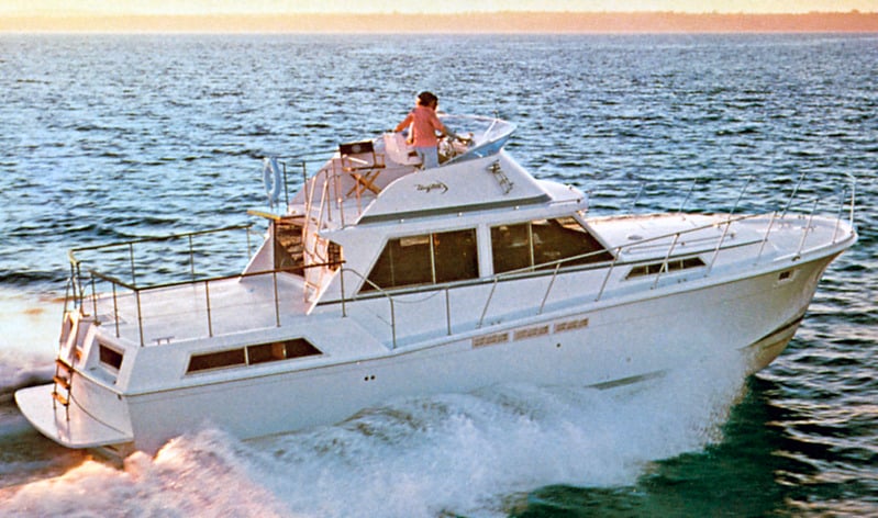 Uniflite 42 Double Cabin
