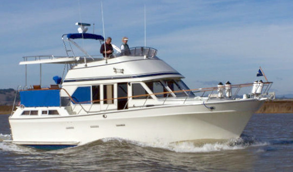PT Yachts 38 Sundeck