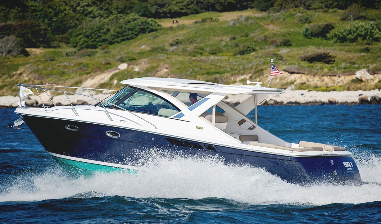 Tiara Yachts 3100 Coronet