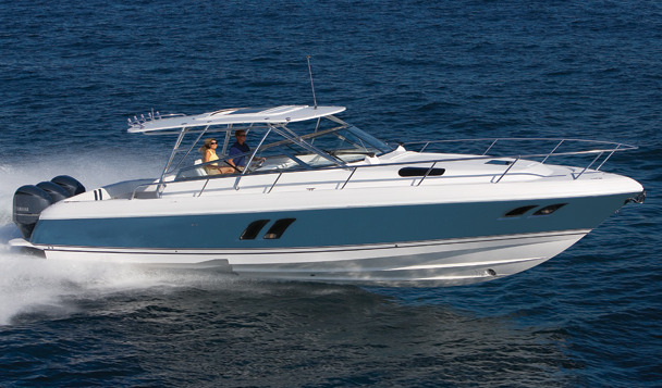 Intrepid Yachts 430 Sport Yacht