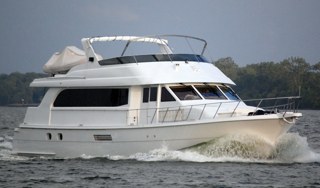 Hatteras Yachts 75 Sport Deck Motor Yacht