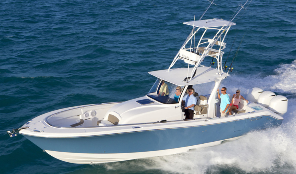 Edgewater 368 Center Console