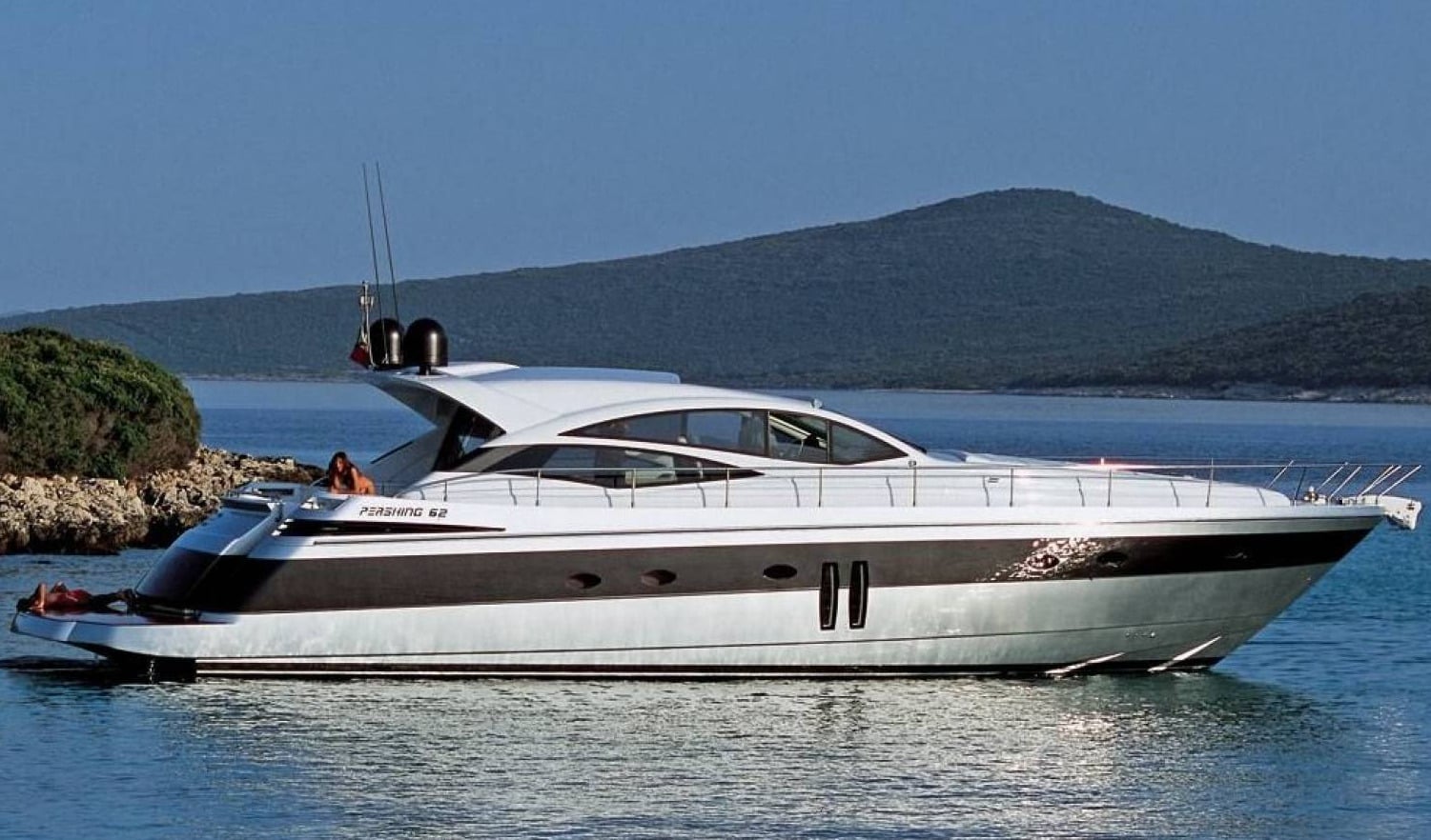 Pershing Yachts 62
