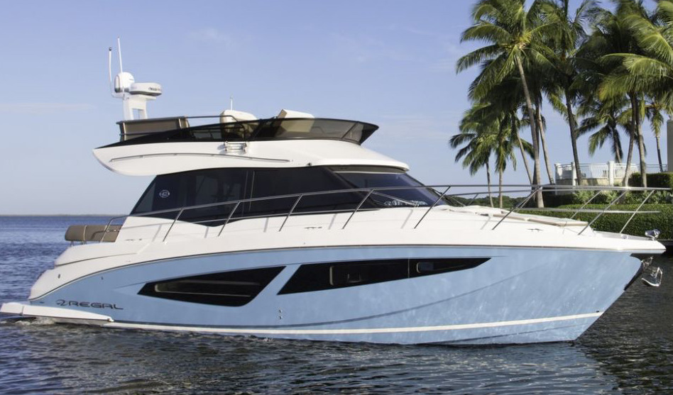 Regal Yachts 42 Fly