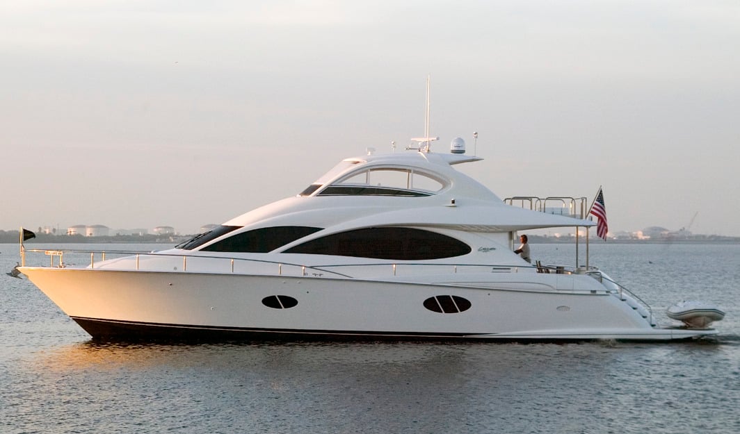 Lazzara Yachts 74 Motor Yacht