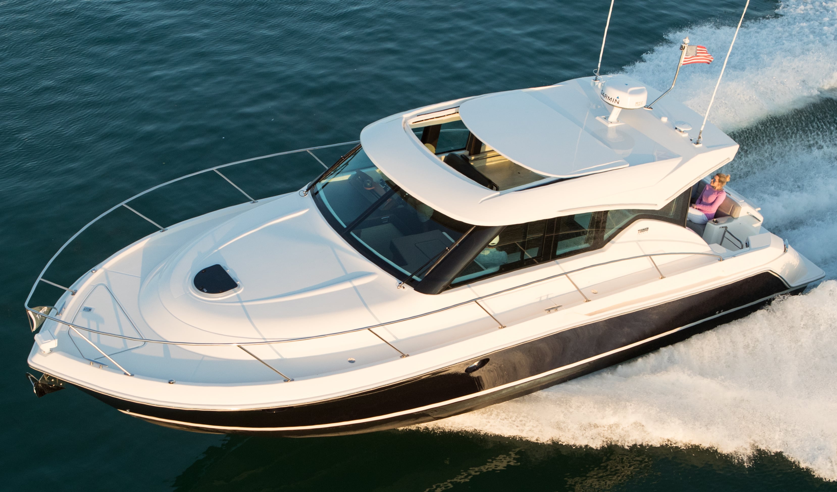 Tiara Yachts 39 Coupe