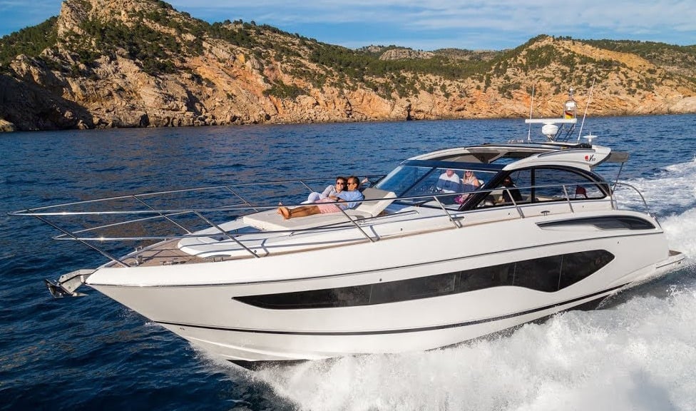 Princess Yachts V50