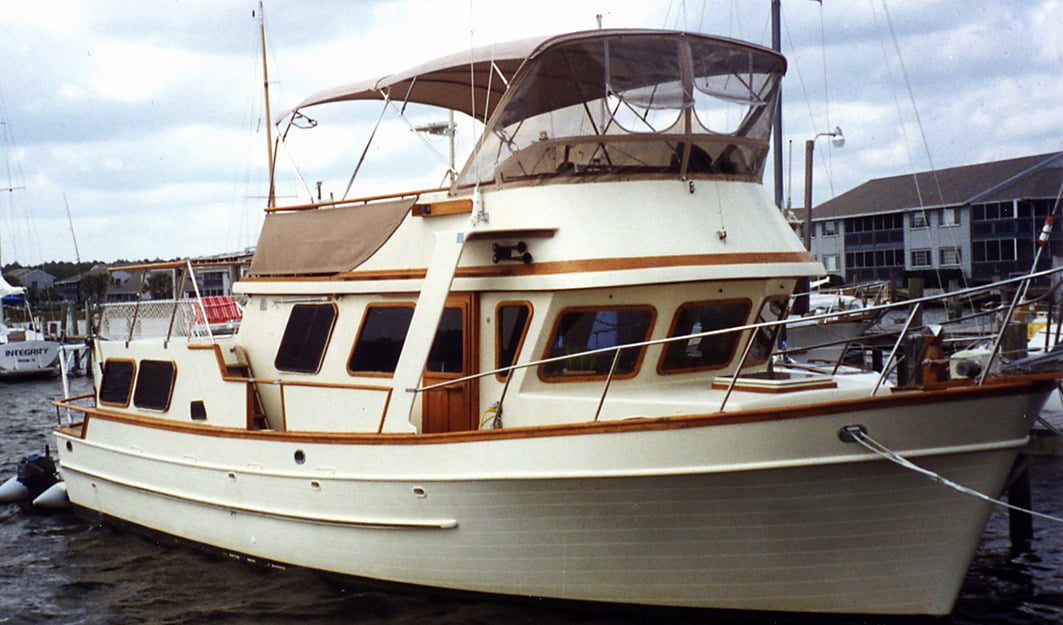 Litton 41 Cockpit Trawler
