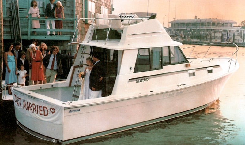 Mainship Yachts 30 Sedan