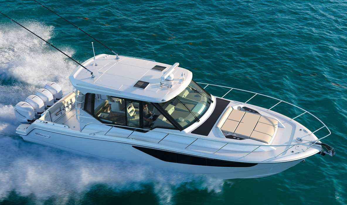 Boston Whaler 380 Realm