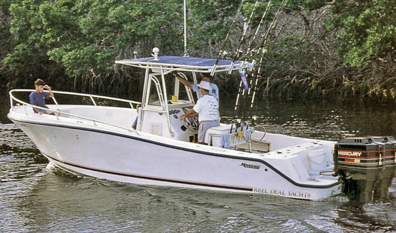 Mako Yachts 262 Center Console