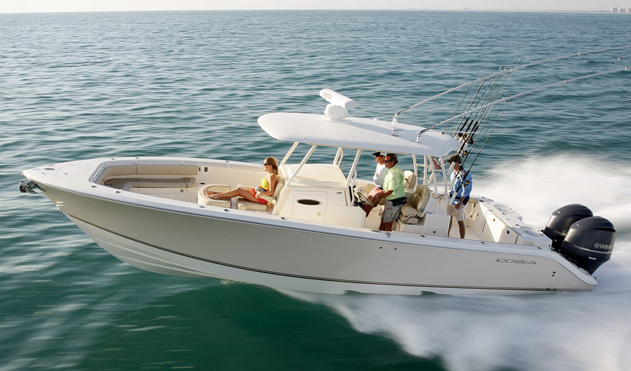 Cobia 350 Center Console