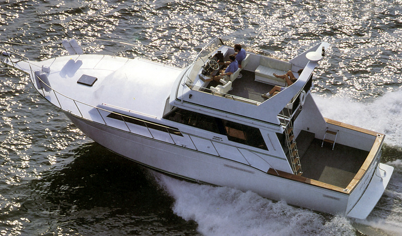 Marinette 41 Convertible