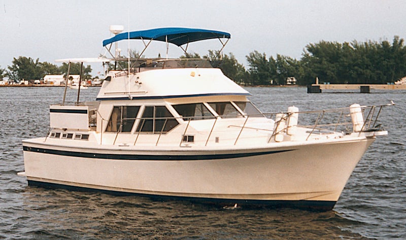 Nautique 42 Cockpit MY