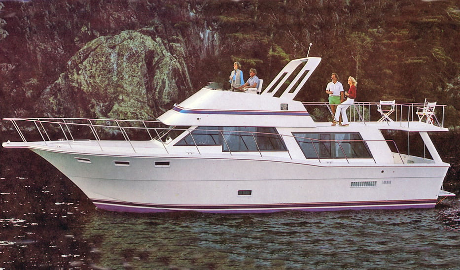 Bluewater Yachts 47 Sedan Cruiser